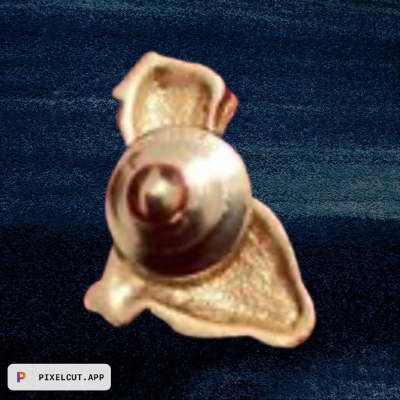 Vintage Avon stamped lapel pin - Picture 2 of 2